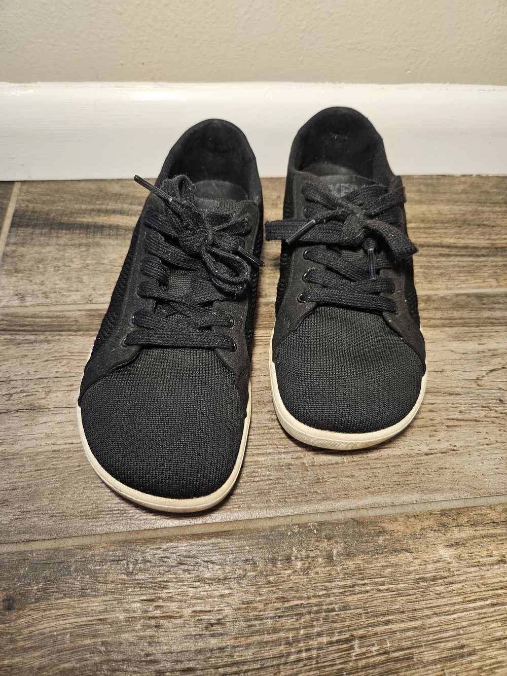 Women's Dillon Xero Sneakers